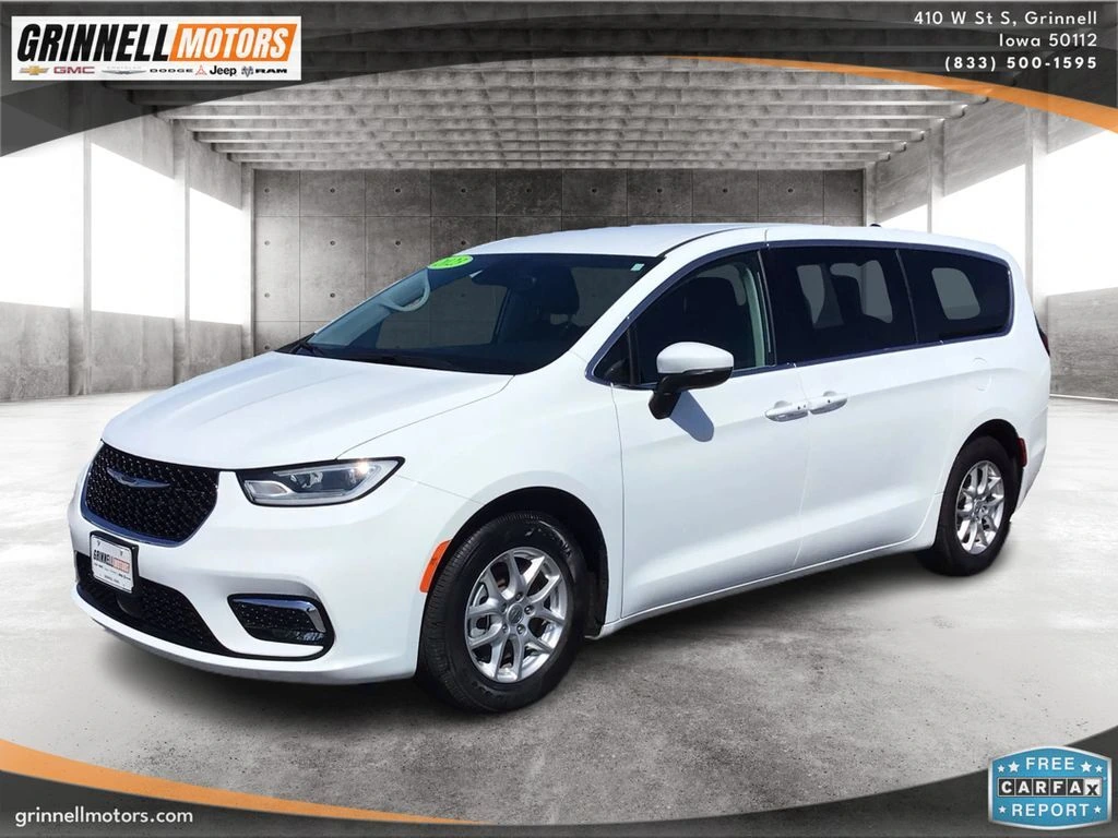 2023 Chrysler Pacifica Touring L