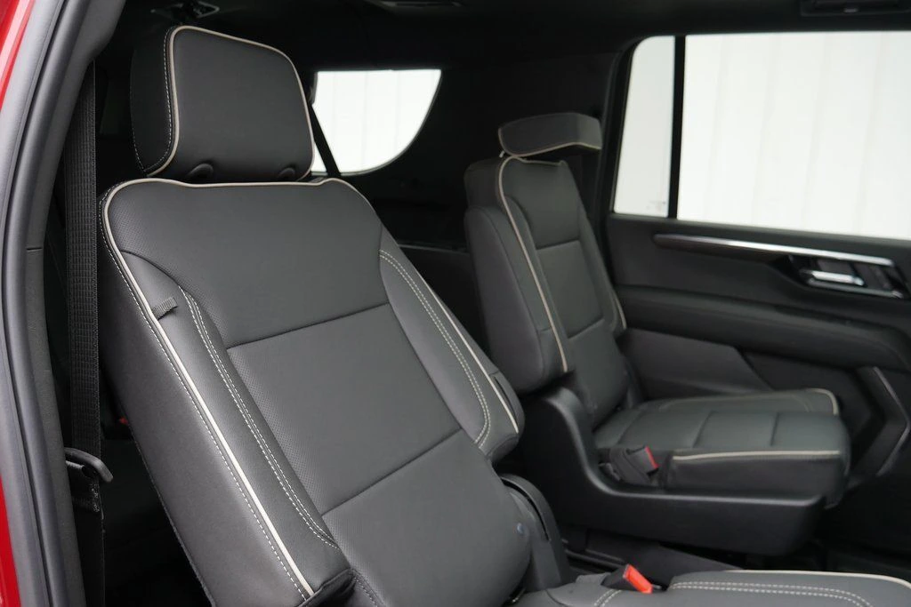 2026 Chevrolet Suburban Premier - Photo 25