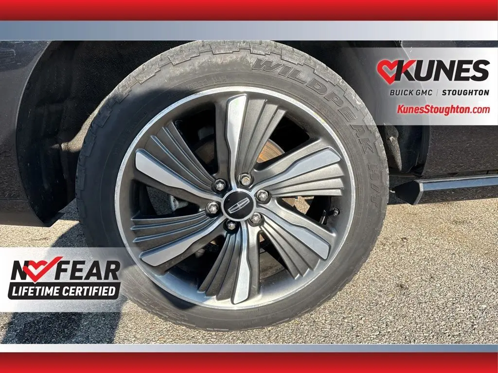 2019 Lincoln Navigator L Reserve photo 7