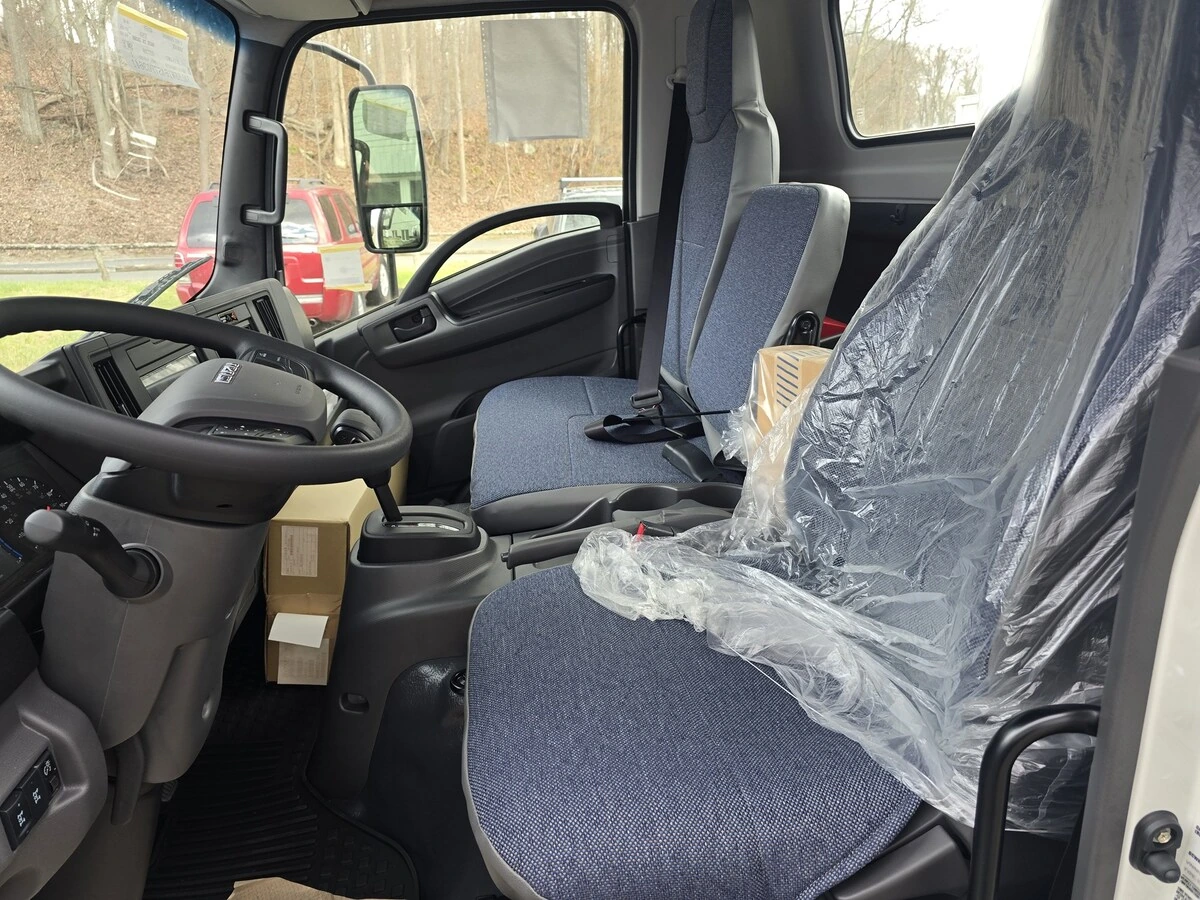 2025 Isuzu NRR in Union, NJ — photo 5