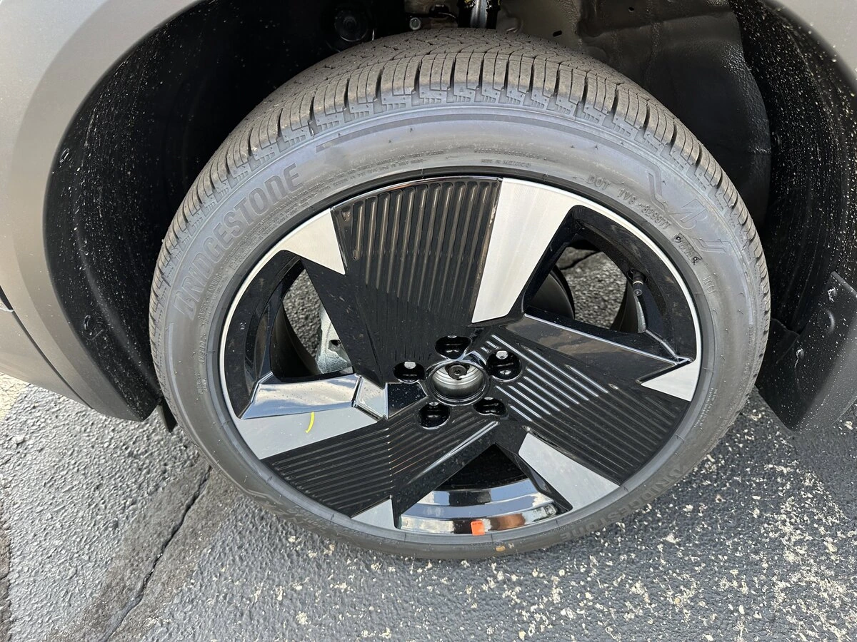 2026 Nissan KICKS SR AWD - Photo 12