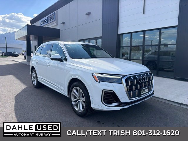 2025 Audi Q7 55 Premium Plus