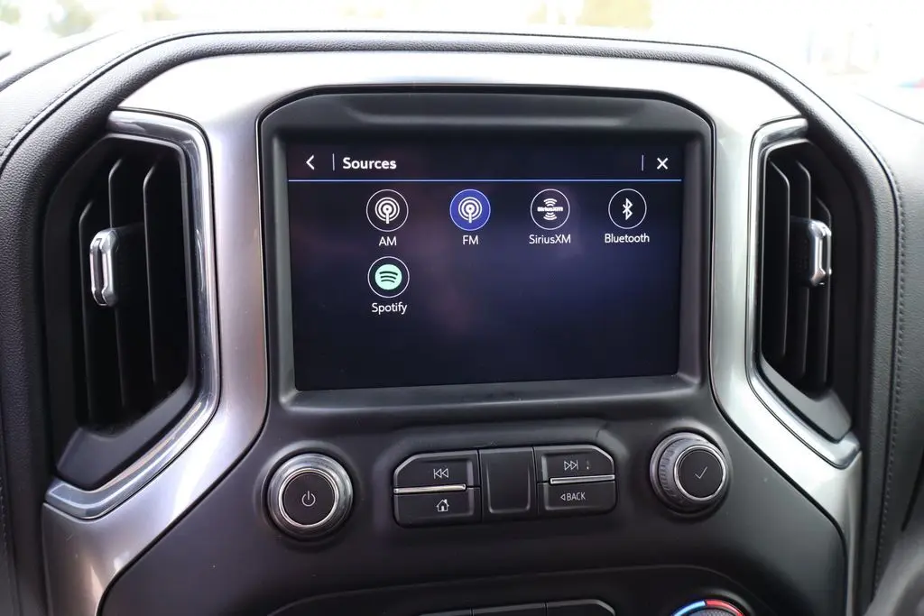 2022 Chevrolet Silverado LTZ photo 25