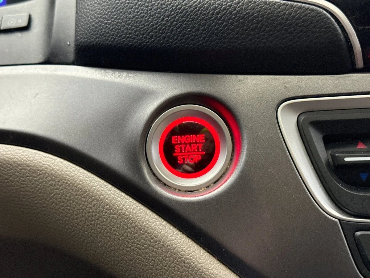 2022 Honda Pilot SE - Photo 22