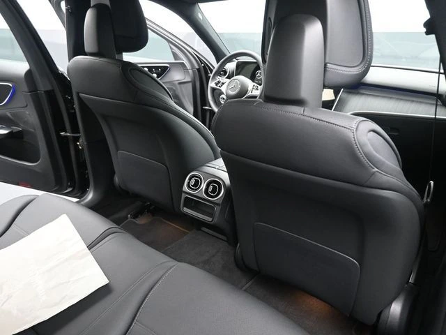 2025 Mercedes-Benz C-Class Sedan C 300 - Photo 29