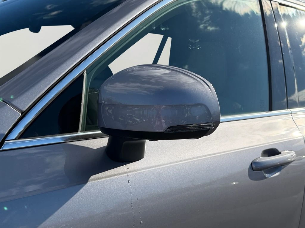 2026 Volvo - image 26