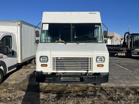 2022 Freightliner - image 3