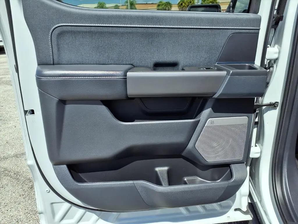 2024 Ford F-150 Lariat photo 20