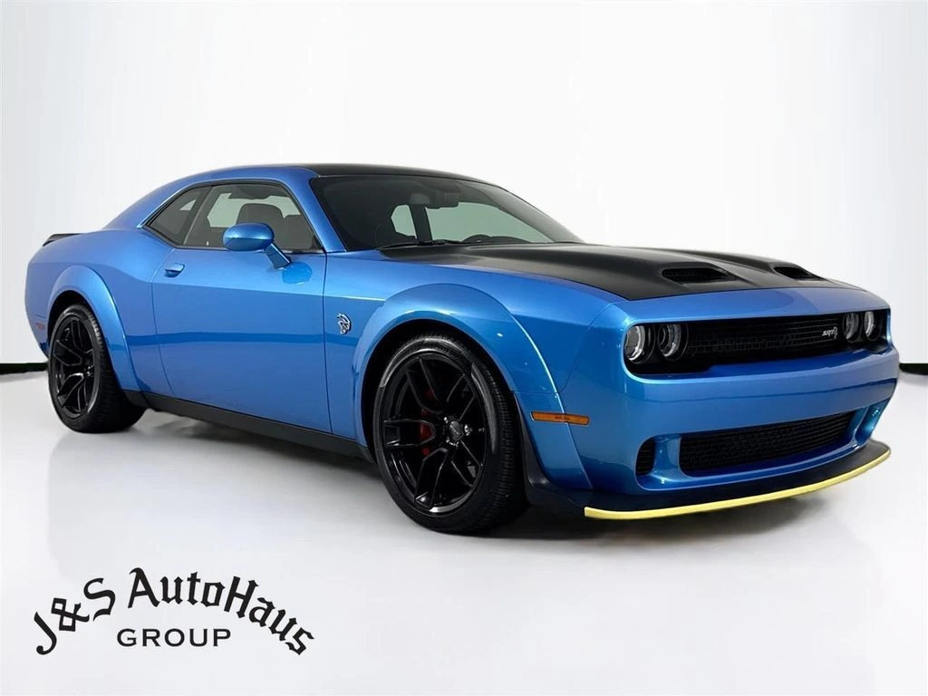 2023 Dodge Challenger SRT Hellcat Widebody Jailbreak Auto's photo