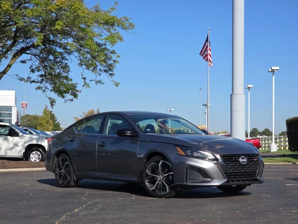 2024 Nissan Altima SR