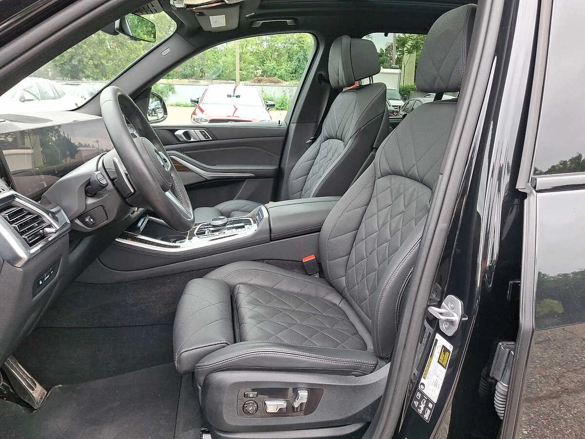 2025 BMW X5 40i - Photo 10