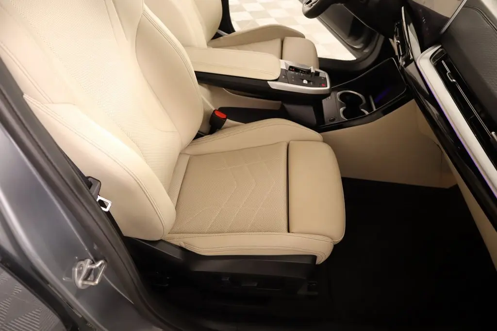 2025 Bmw X2 xDrive28i photo 11