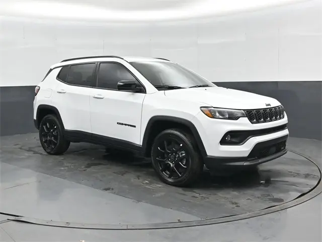 2026 Jeep Compass Altitude's photo