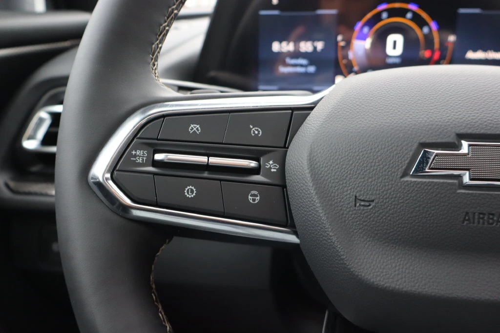 2027 Chevrolet Traverse Z71 - Photo 9