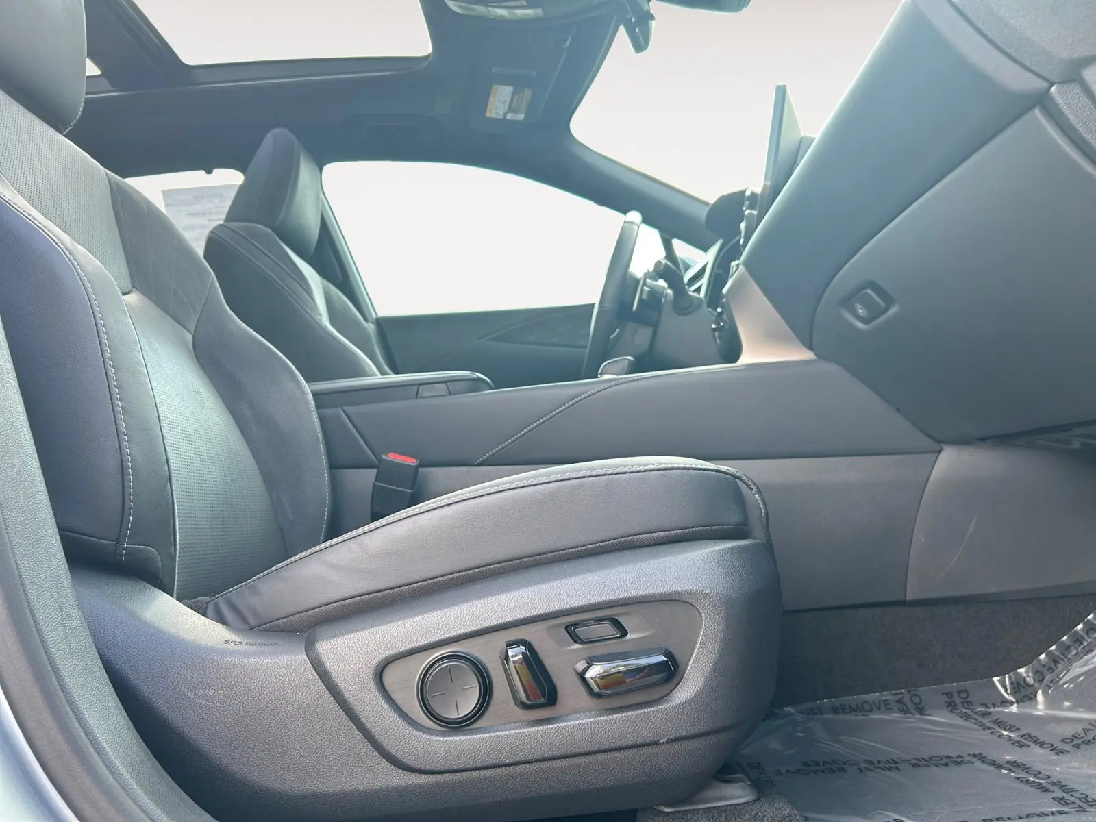 2023 Lexus RX 350h Luxury AWD photo 14