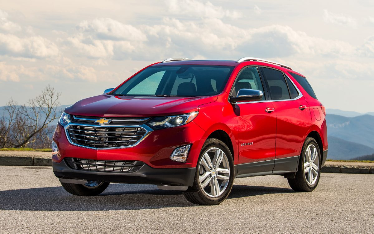 2020 Chevrolet Equinox Exterior Driver Side Front Profile