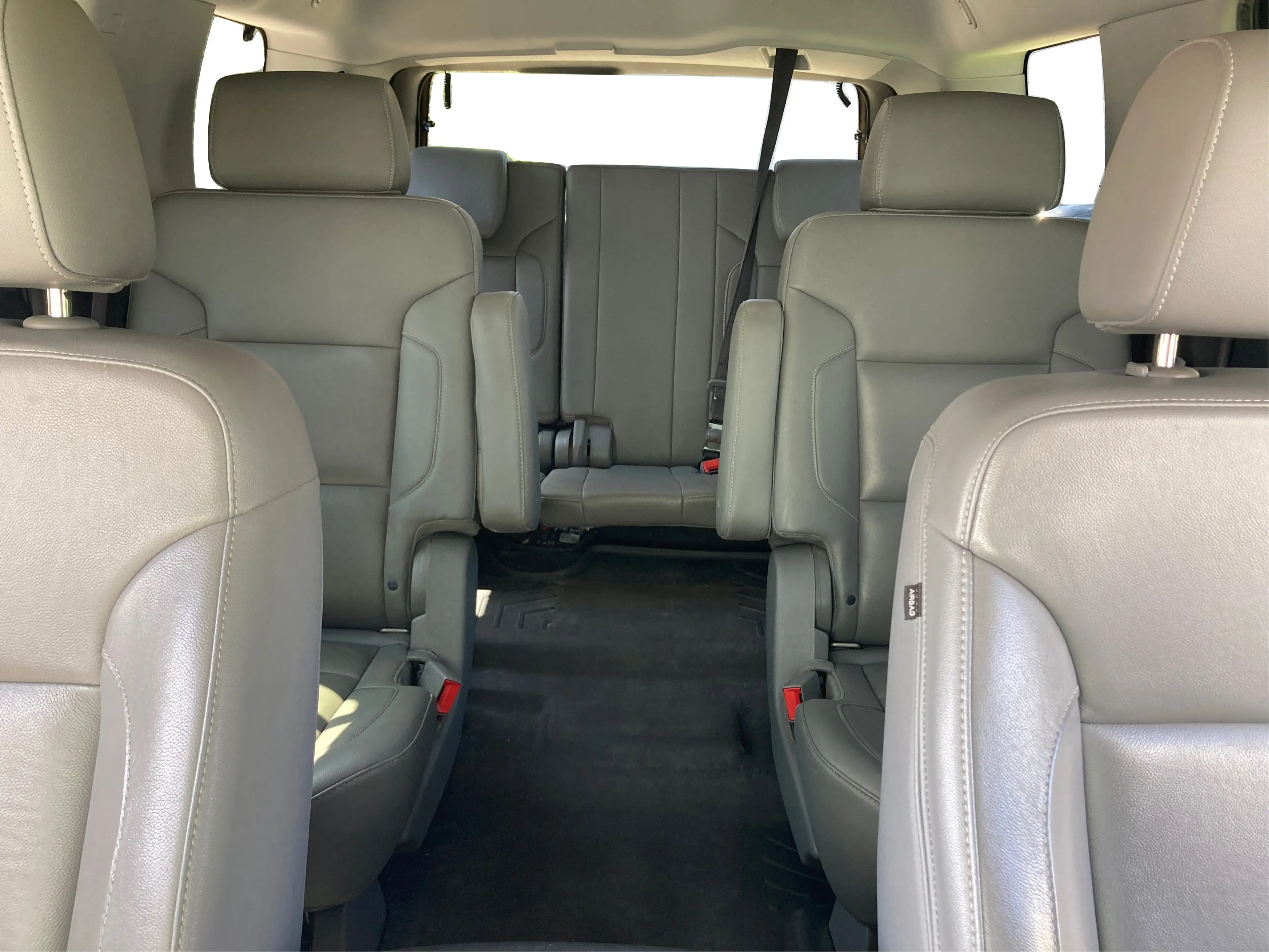 2018 Chevrolet Tahoe LT photo 15
