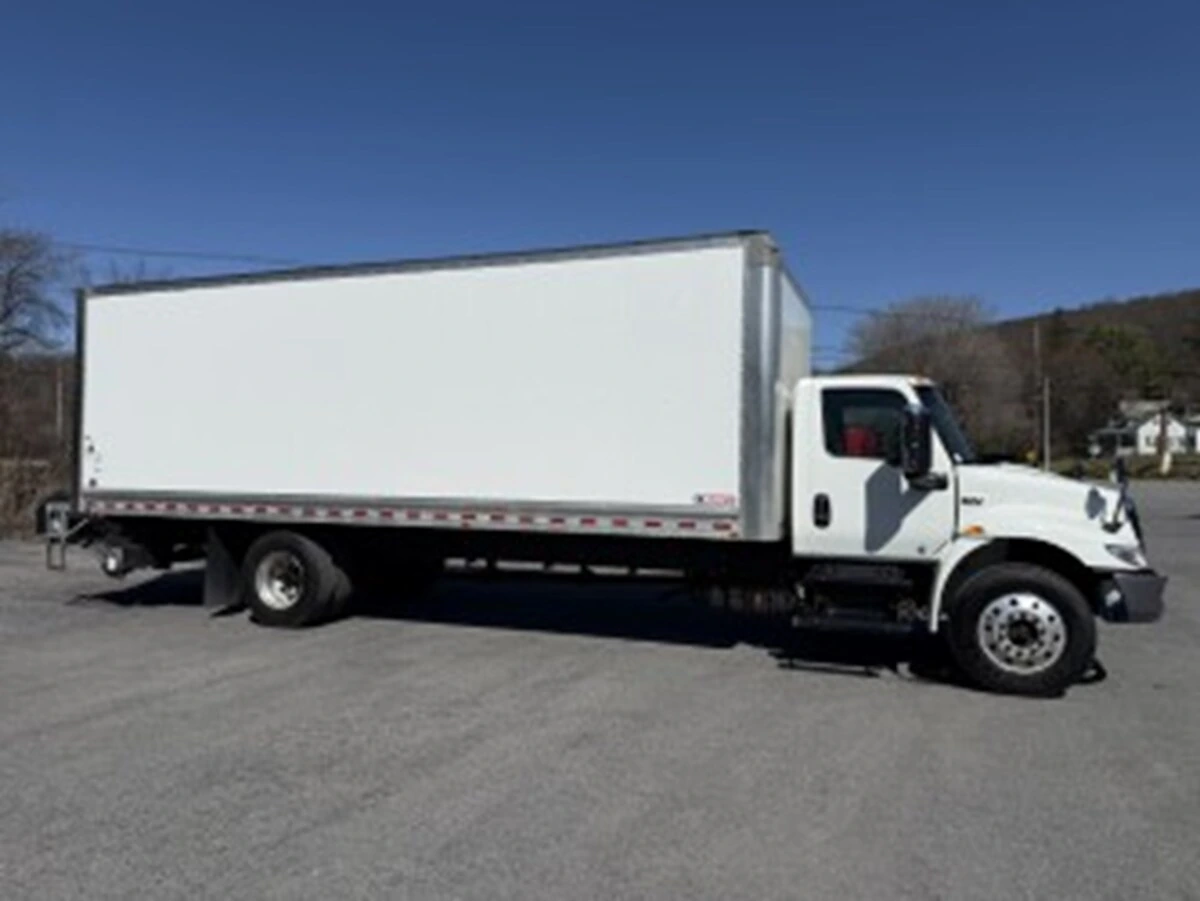 2022 International - image 3