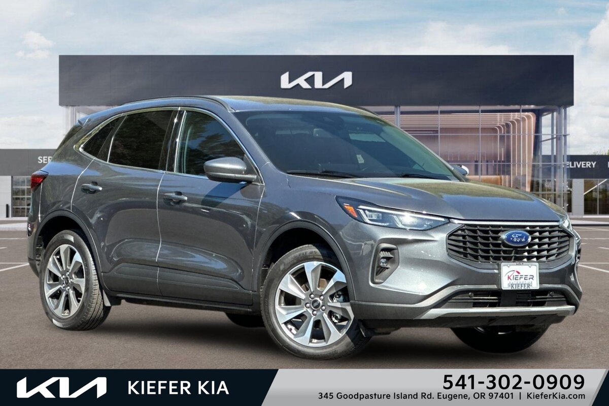 2025 Ford Escape Platinum