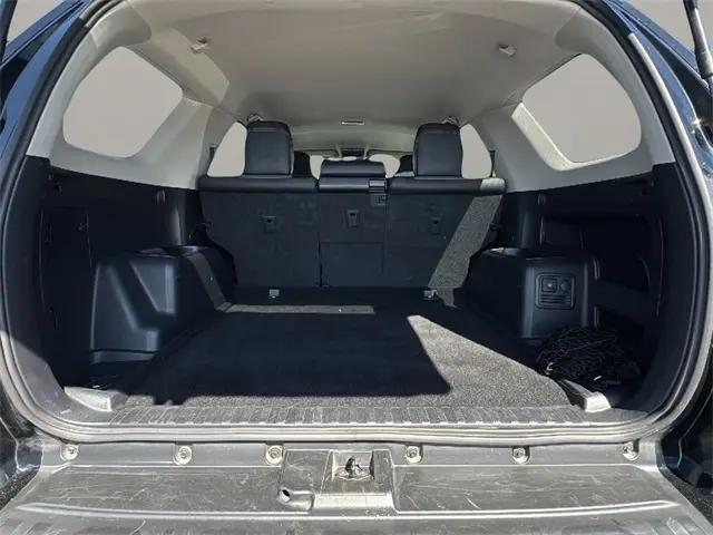2024 Toyota 4Runner SR5 Premium photo 24