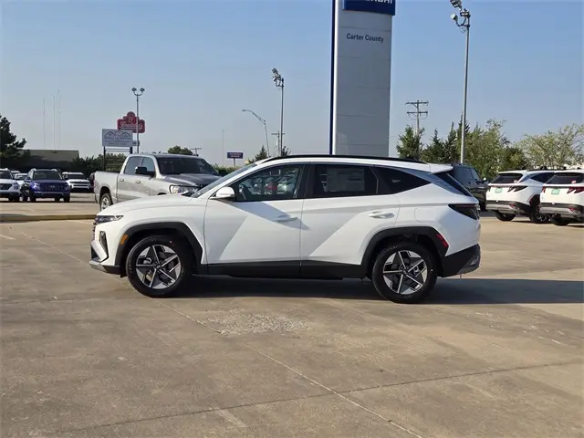 2026 Hyundai Tucson SEL Convenience photo 4