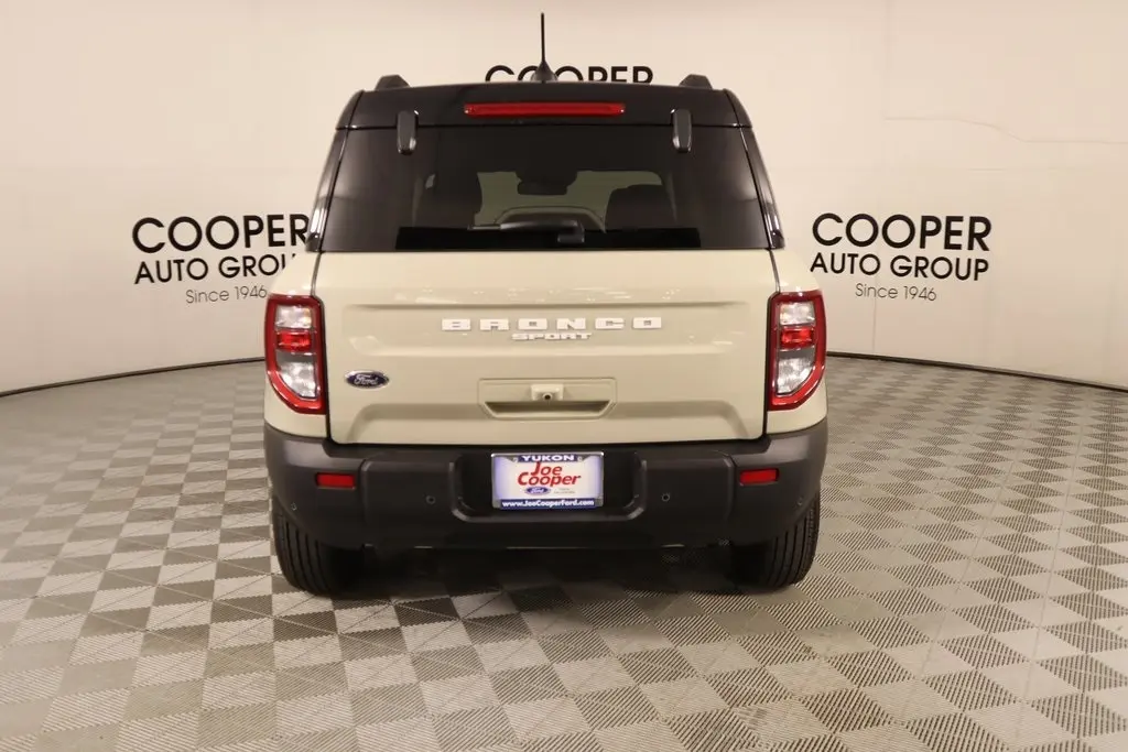 2025 Ford Bronco Sport Outer Banks photo 21