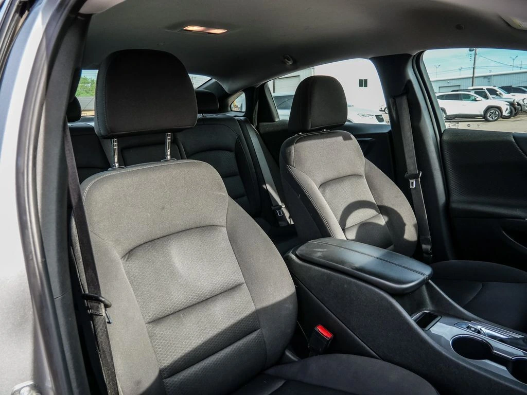 2024 Chevrolet Malibu 1LT - Photo 13