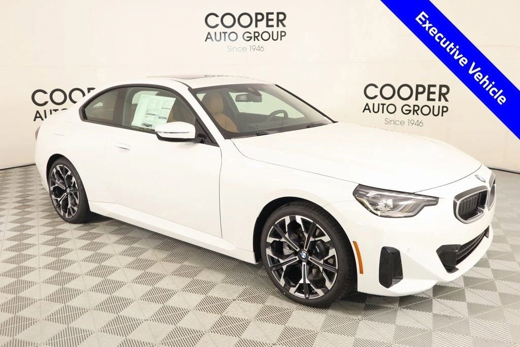 2025 BMW 2 Series 230i xDrive Coupe's photo