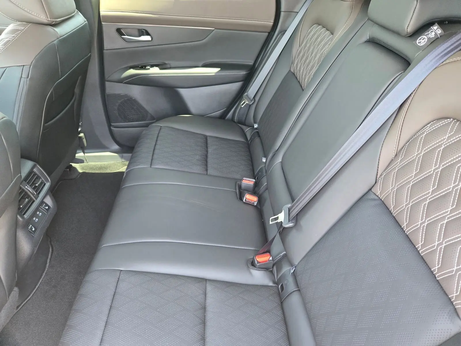 2025 Nissan Murano Platinum photo 6