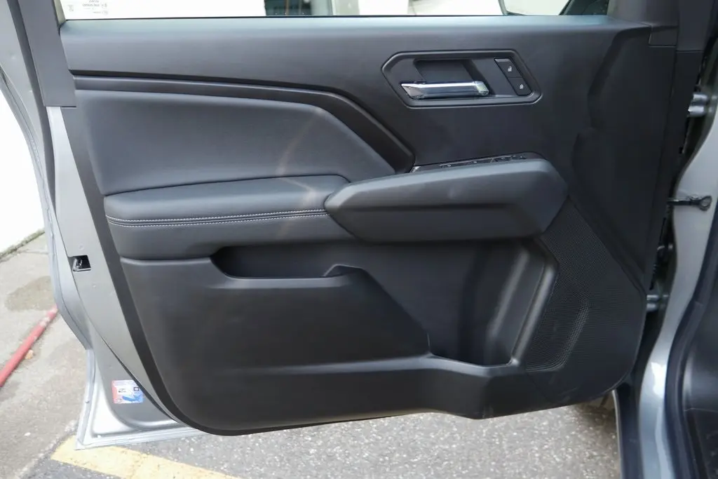 2026 Chevrolet Colorado LT photo 24