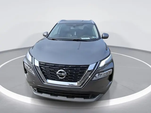 2021 Nissan Rogue SV photo 3