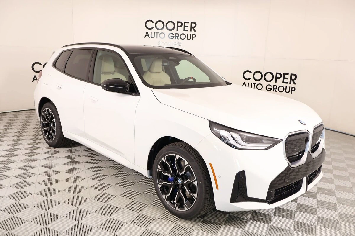 2026 BMW X3 M50 XDRIVE's photo