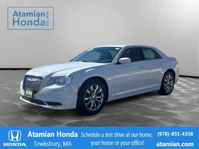 2017 Chrysler 300 Limited