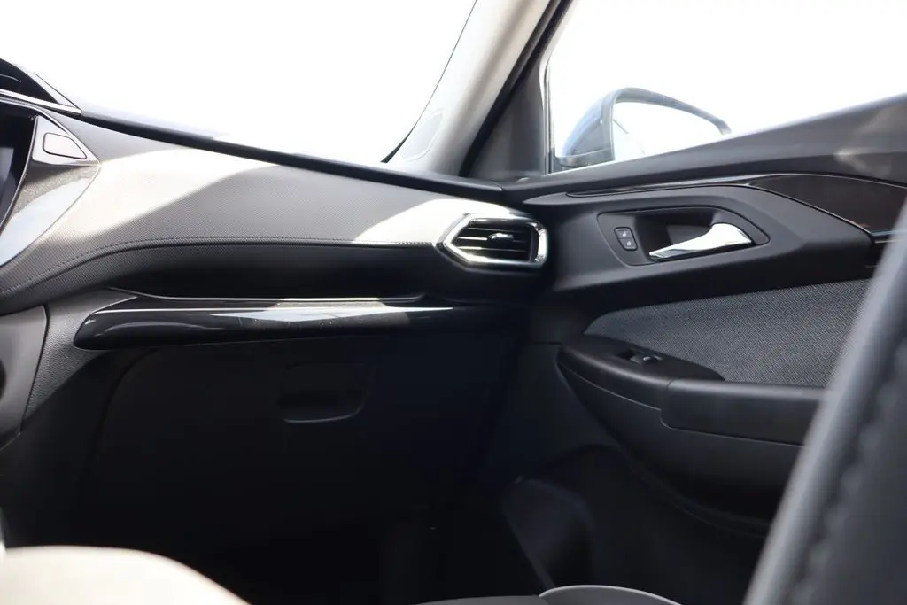 2022 Chevrolet Trailblazer LT photo 34