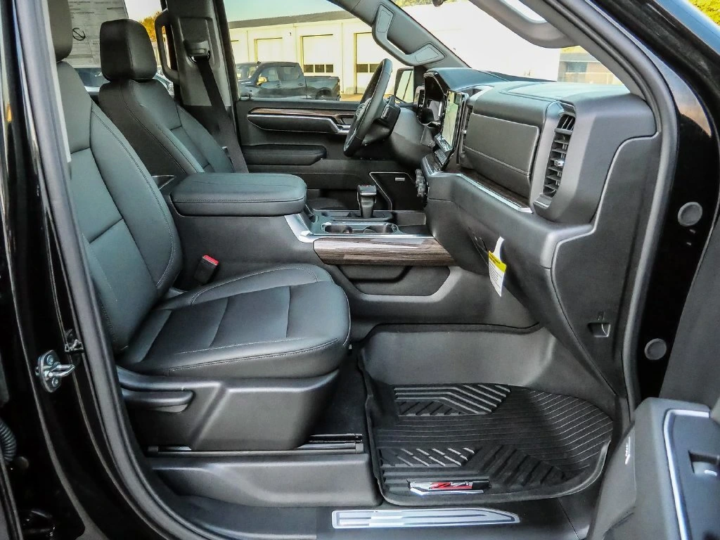 2026 Chevrolet Silverado 1500 RST - Photo 16