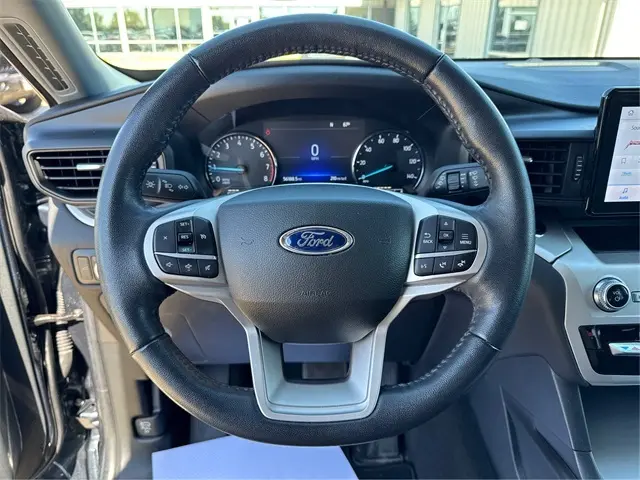 2022 Ford Explorer XLT photo 15