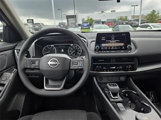 2026 Nissan Rogue SV photo 13