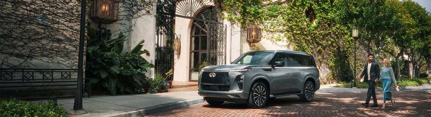 Header image for the guide on ordering your INFINITI QX80