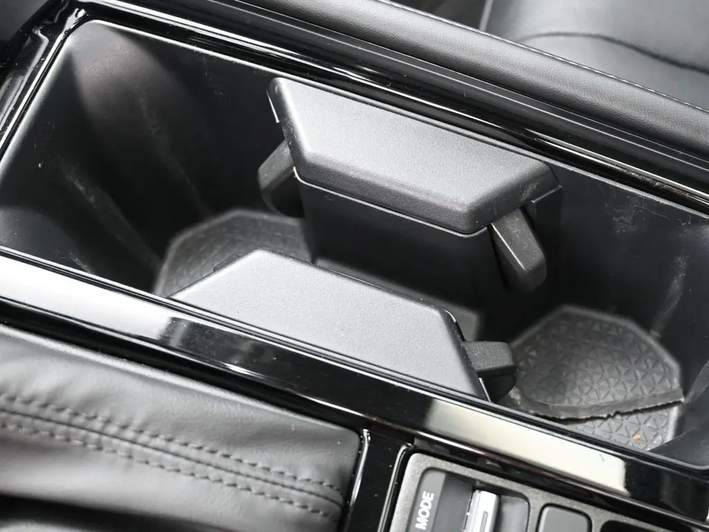 2023 Honda Accord Hybrid Touring photo 25