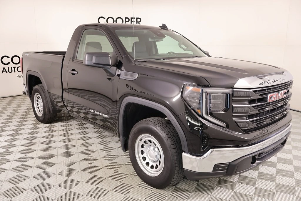 2024 GMC Sierra 1500 Pro's photo