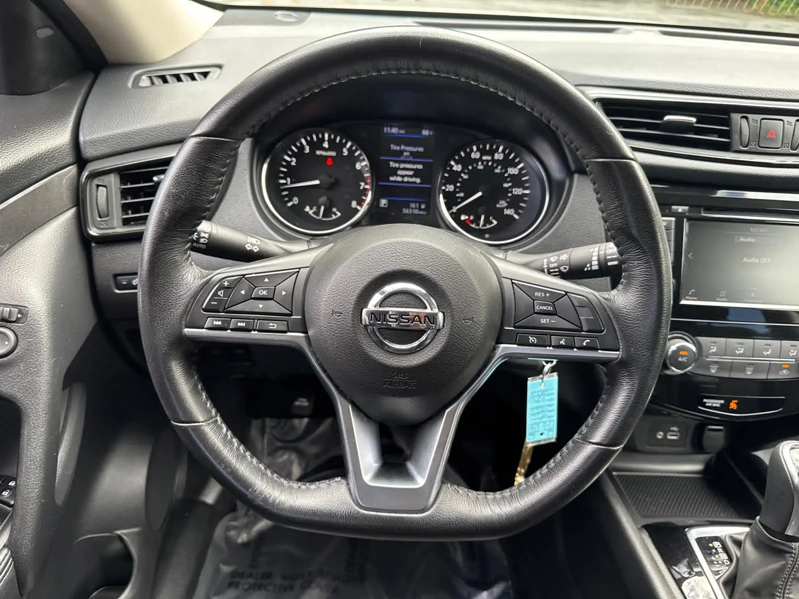2020 Nissan Rogue S photo 16