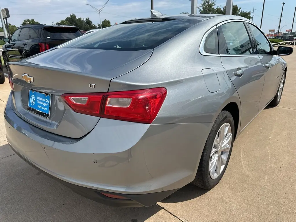 2024 Chevrolet Malibu 1LT photo 5