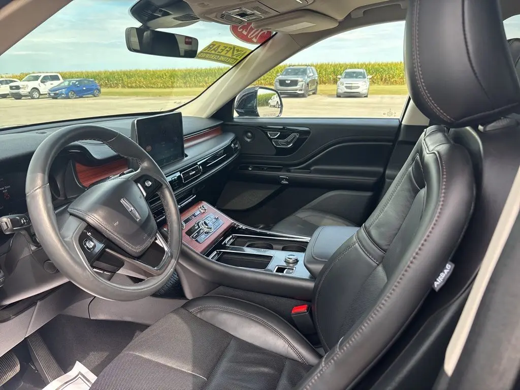 2023 Lincoln Aviator Reserve photo 9