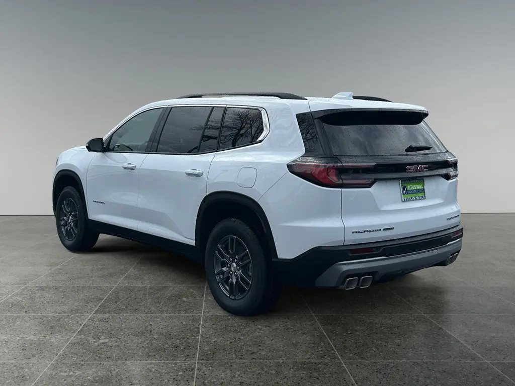 2026 Gmc Acadia Elevation photo 2