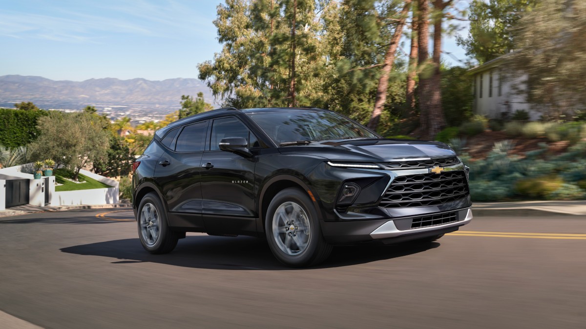 2026 Chevrolet Blazer Exterior Passenger Side Front Profile