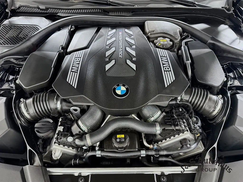 2022 Bmw M550i xDrive photo 36