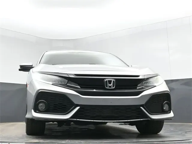 2018 Honda Civic Sport Touring photo 25