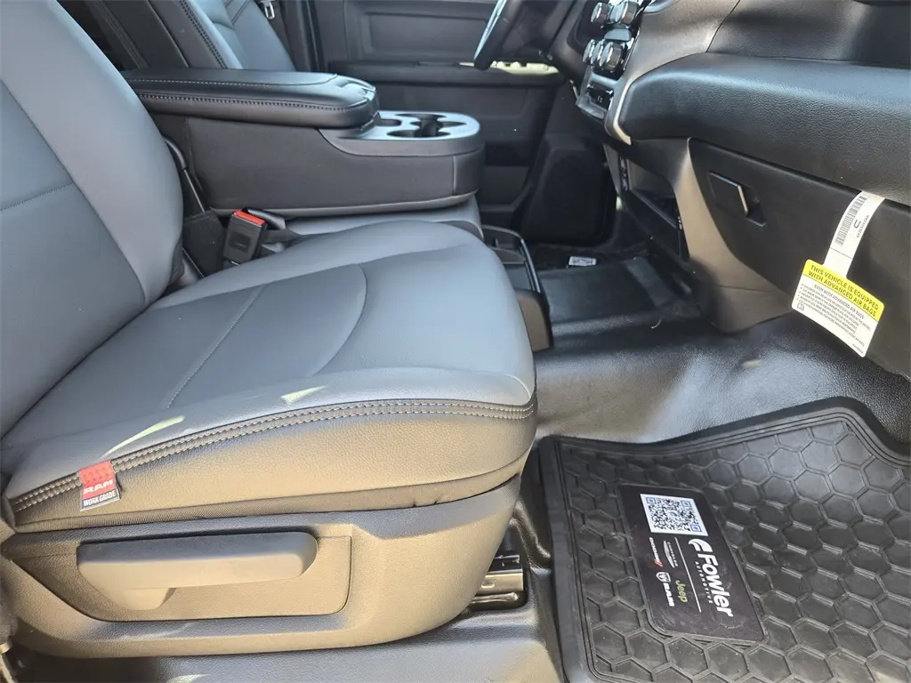 2026 Ram 2500 Tradesman photo 11