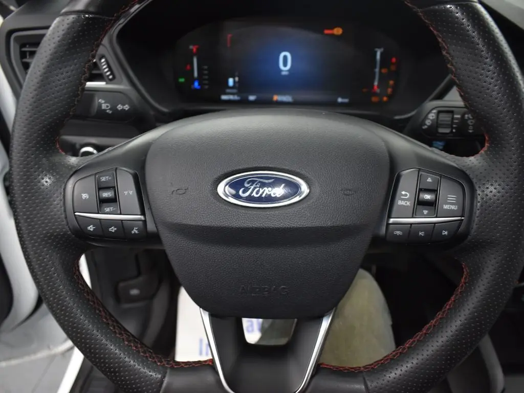 2023 Ford Escape ST-Line photo 14