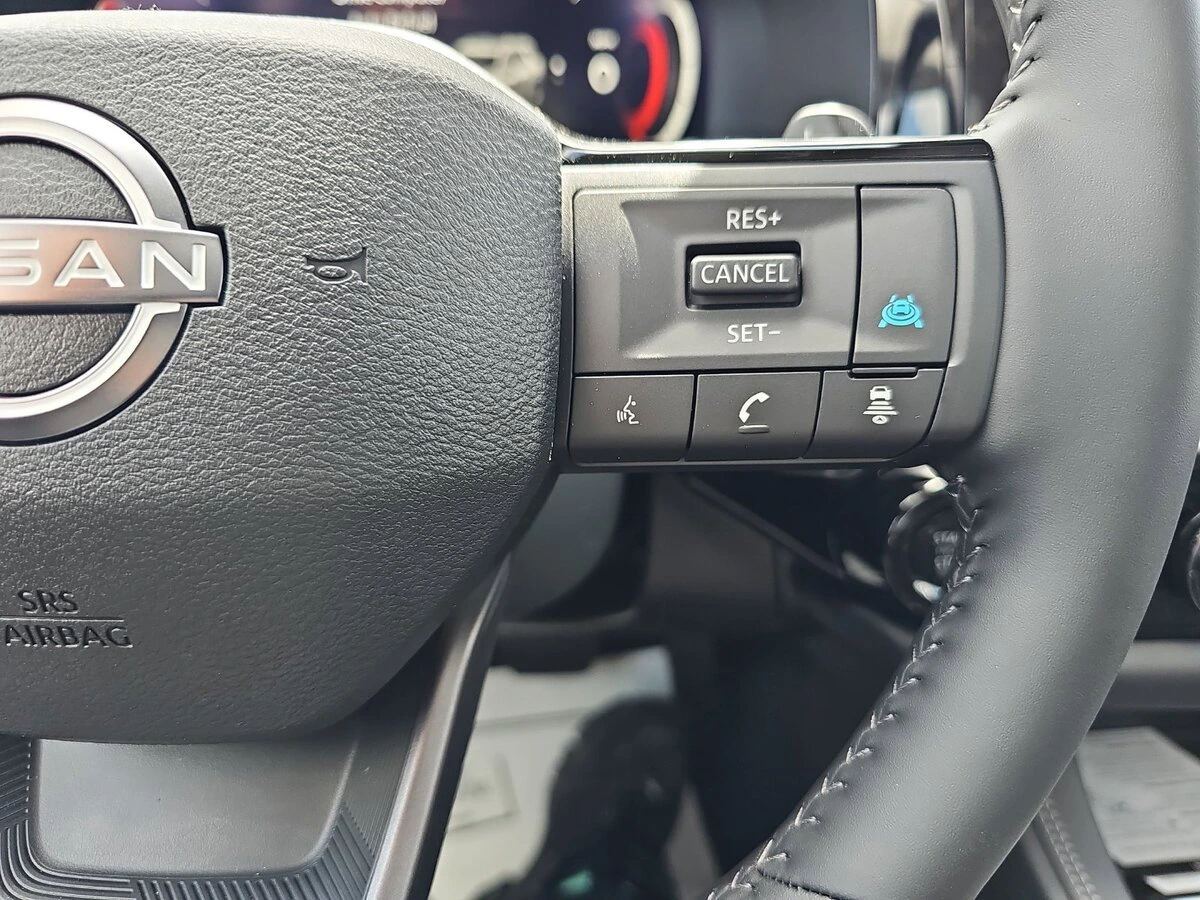 2026 Nissan Pathfinder Platinum - Photo 23